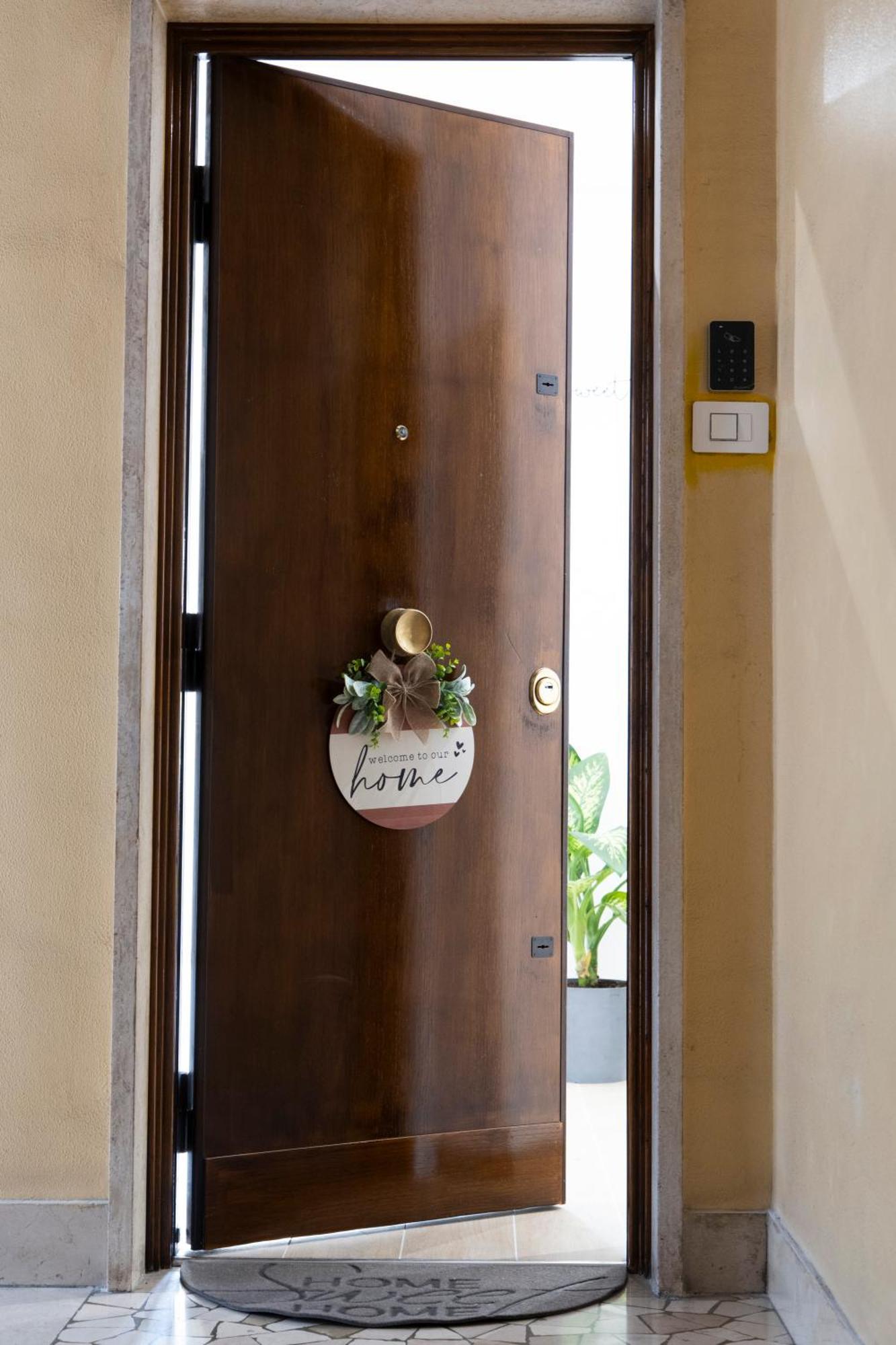 Apartment Cocoon House